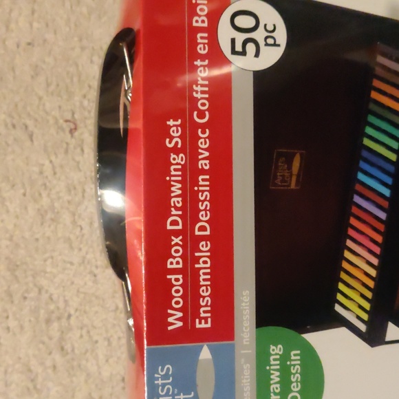 New! Artist's Loft Wood box drawing Set in 50 Piece in plastic - Picture 2 of 4